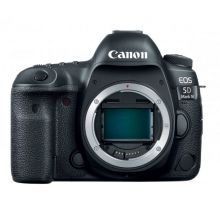Canon EOS 5D Mark IV body + SanDisk 128 gb (Canon EF 17-40 mm f/4L USM za 2999 zł) + rabat na obiektyw/akcesoria