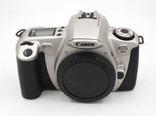 Lustrzanka Canon EOS 300 - używany